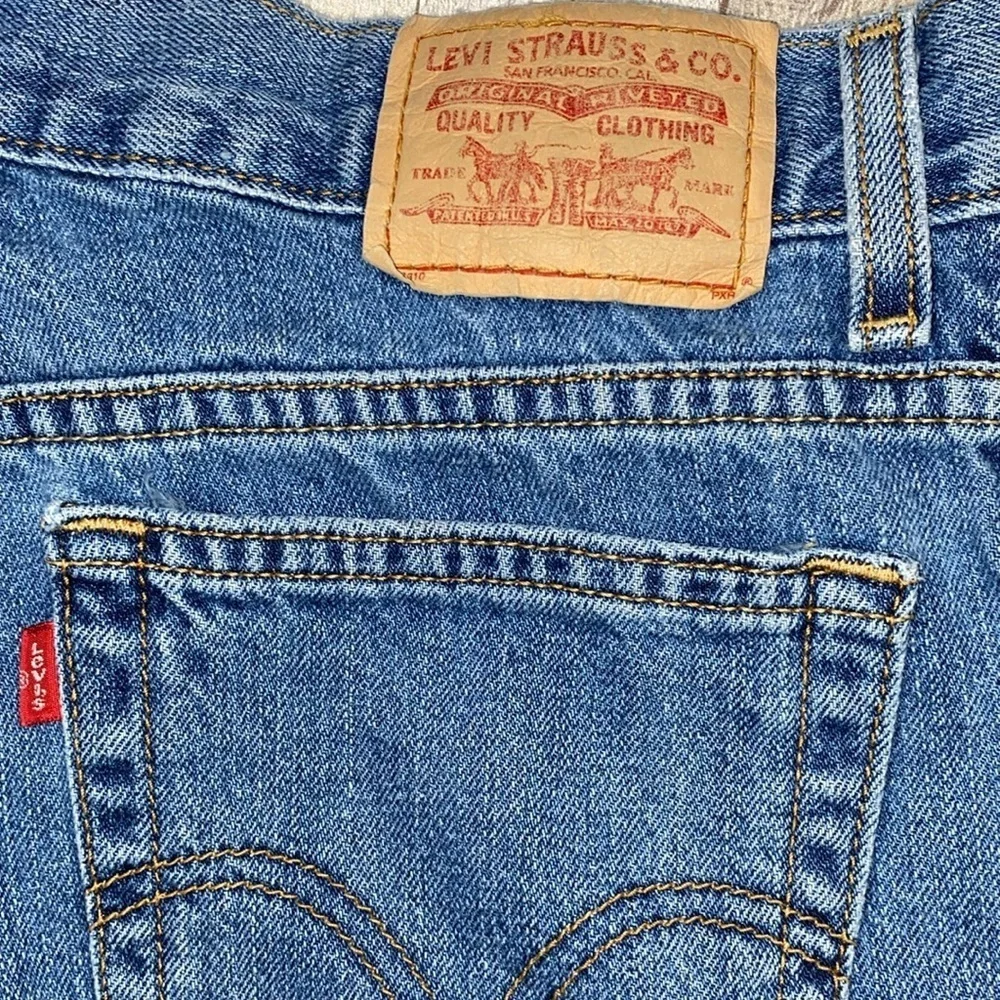 Levi’s vintage denim shorts size 10